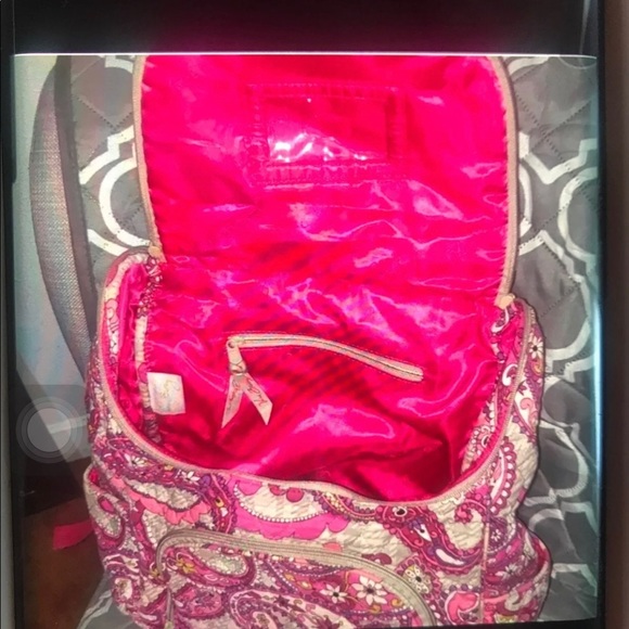 Vera bradley backpack - Picture 4 of 4